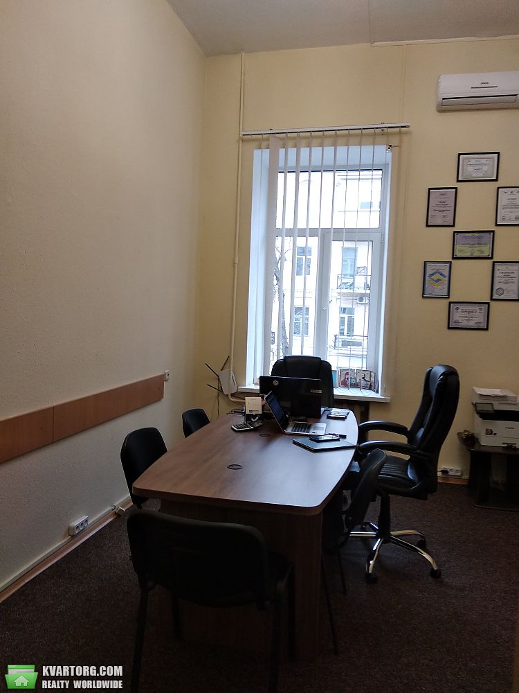 Rent out office. Киев,  Богдана Хмельницкого — photo 1