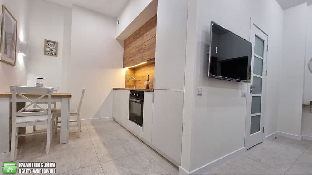 Sell 3-room apartment. Днепропетровск, Комсомольская — photo 2