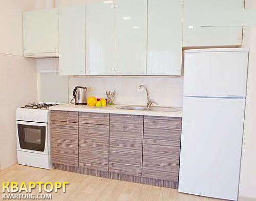 Rent out 3-room apartment. Киев, Русановские сады — photo 6