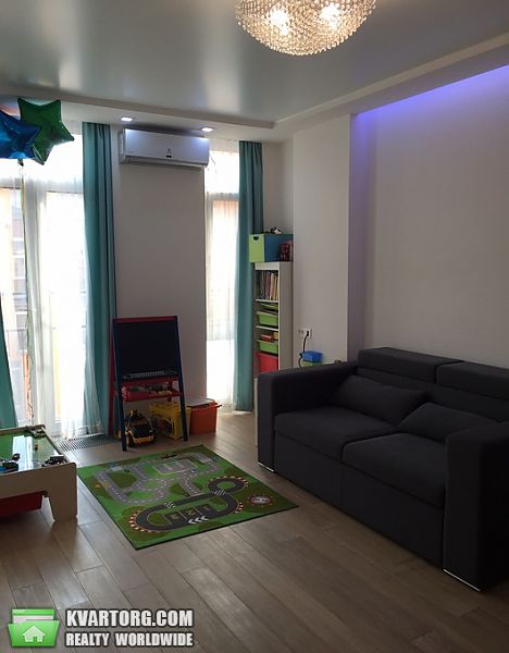Sell 2-room apartment. Киев, Регенераторная — photo 1