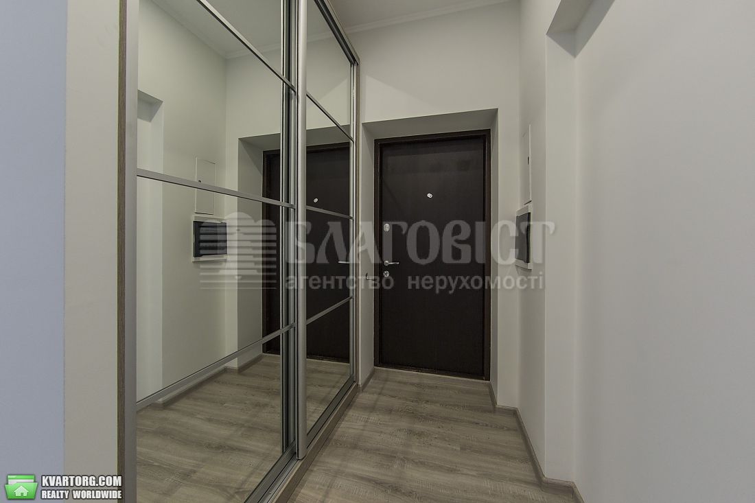 Rent out 2-room apartment. Киев,  Мазепы Ивана — photo 7