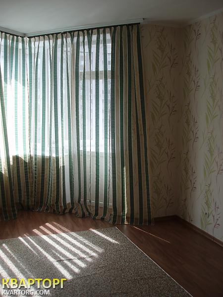 Sell 4-room apartment. Киев,  Харьковское шоссе — photo 4