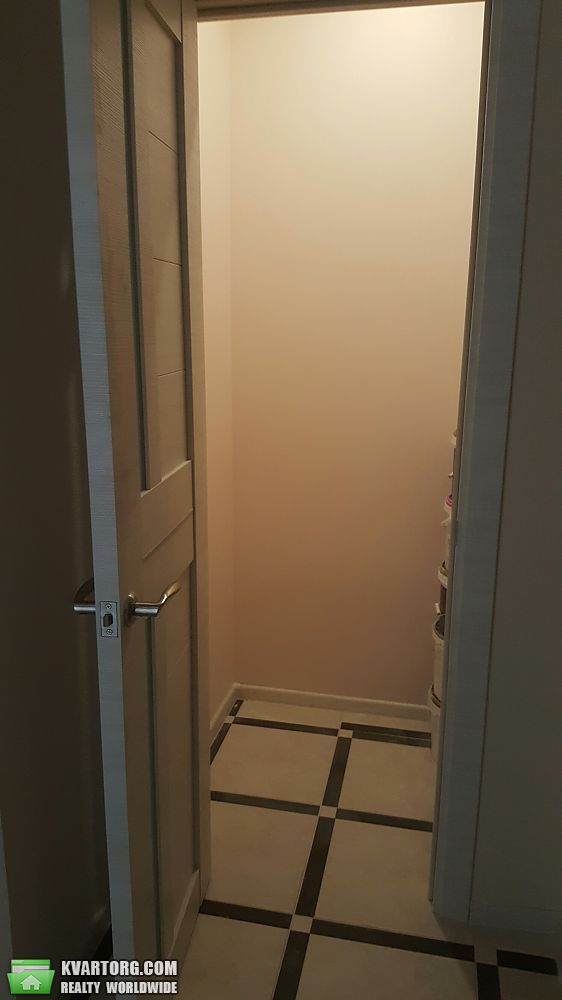 Sell 1-room apartment. Киев, Боголюбова — photo 4