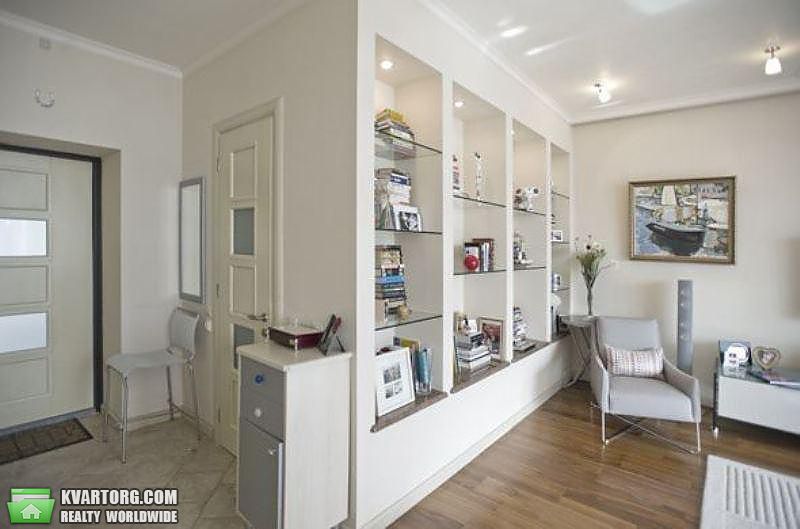 Rent out 2-room apartment. Киев,  Московская — photo 3