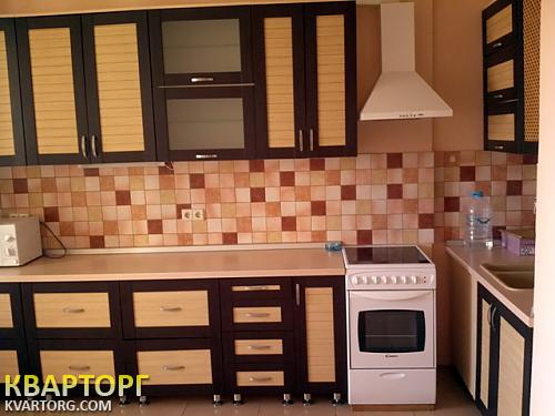 Rent out 2-room apartment. Киев,  Бажана — photo 2