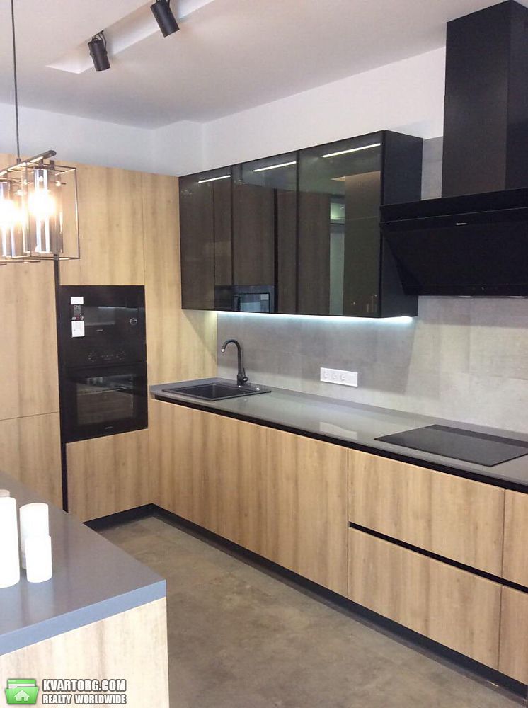 Rent out 3-room apartment. Киев, Болсуновская — photo 1