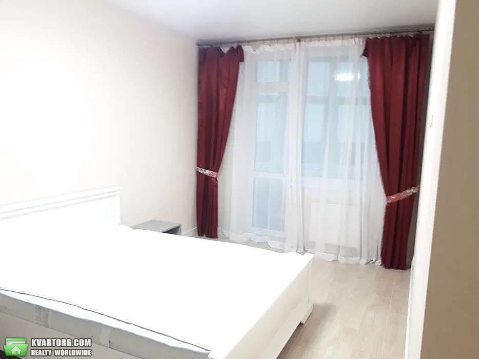 Rent out 2-room apartment. Киев,  Драгоманова — photo 3