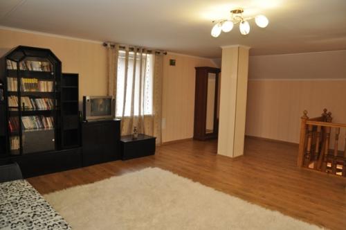 Sell house. АР Крым, Качинское шоссе — photo 9