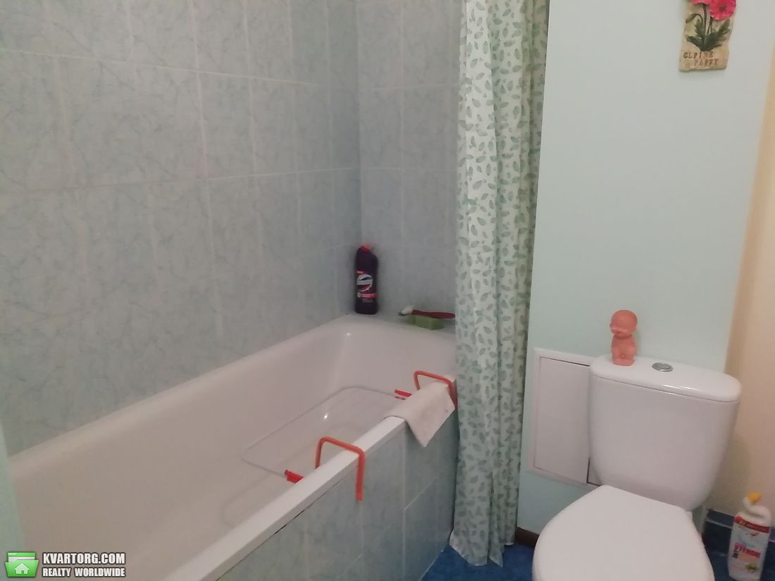 Rent out 1-room apartment. Киев,  Харьковское шоссе — photo 10