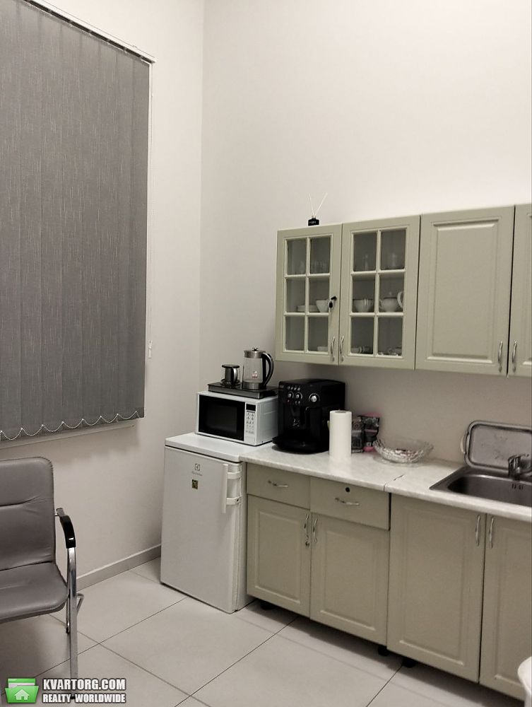 Rent out office. Киев, Бажана — photo 7