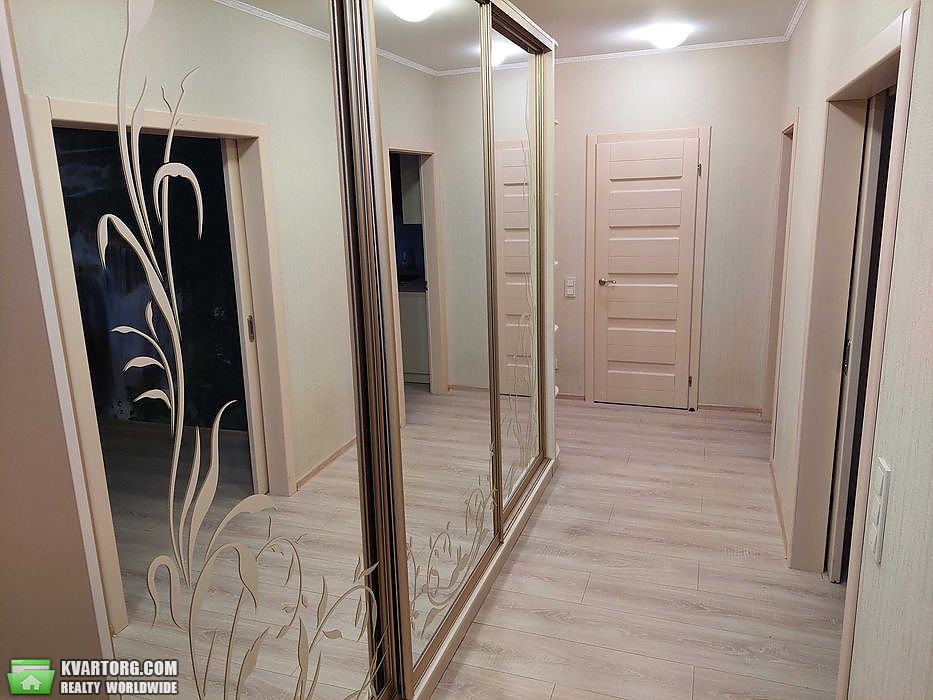 Rent out 2-room apartment. Киев,  Вышгородская — photo 8