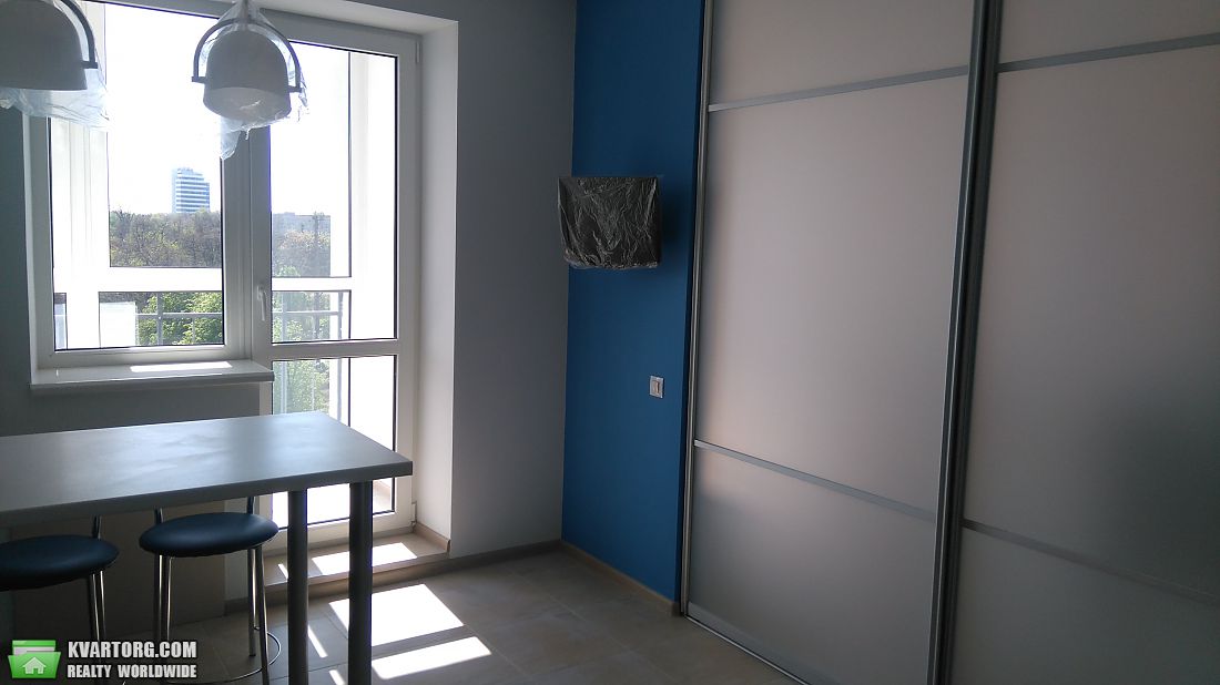 Rent out 1-room apartment. Днепропетровск, Лазаряна — photo 8