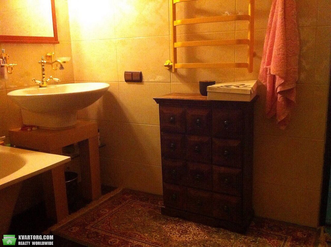 Rent out house. Киев,  Садовая — photo 4