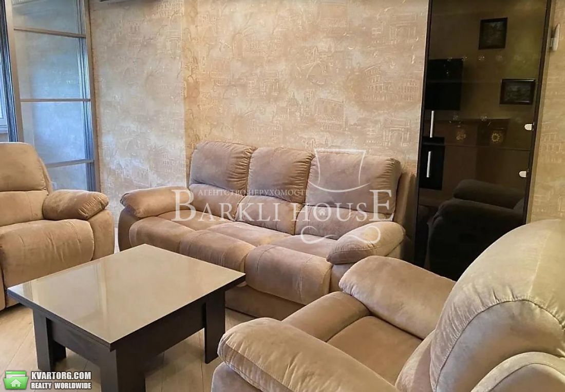 Rent out 3-room apartment. Киев,  Героев Сталинграда пр — photo 1