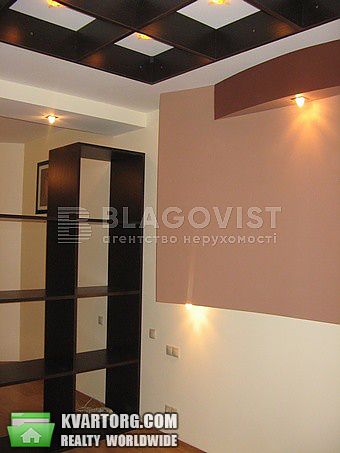 Rent out 2-room apartment. Киев,  Щорса — photo 10