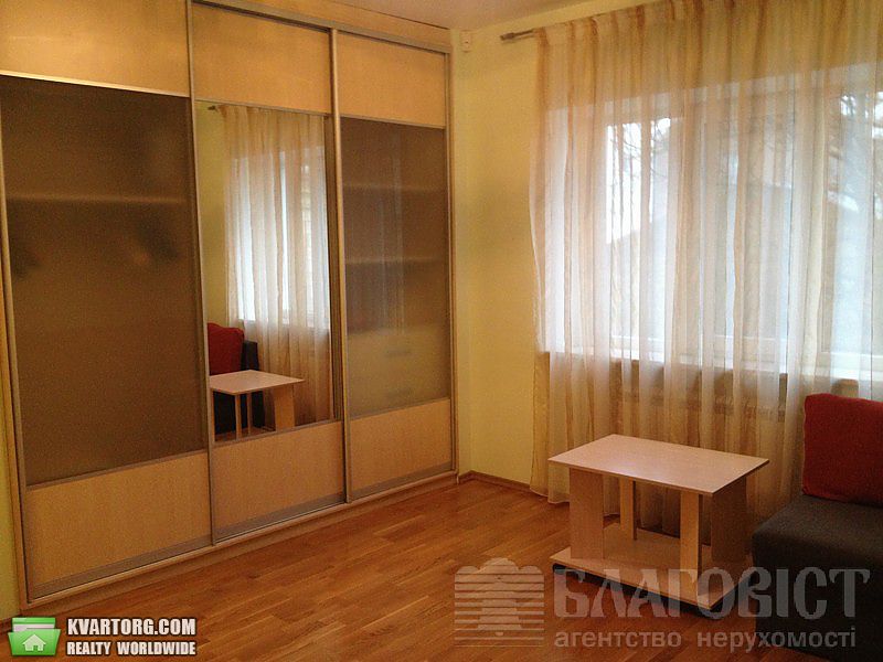 Sell 2-room apartment. Киев,  Богдана Хмельницкого — photo 3
