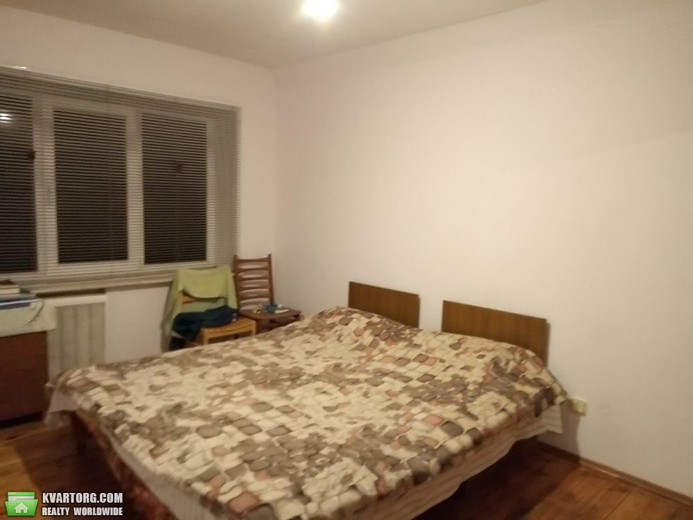 Rent out 3-room apartment. Киев,  Красноткацкая — photo 4