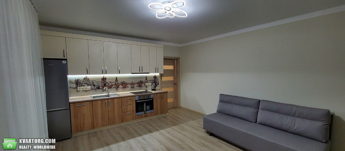 Rent out 3-room apartment. Киев,  Богдановская — photo 10