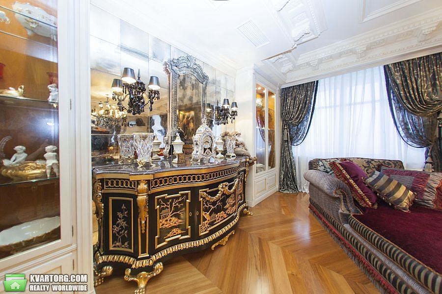 Sell multi-room apartment. Киев, Щорса — photo 6