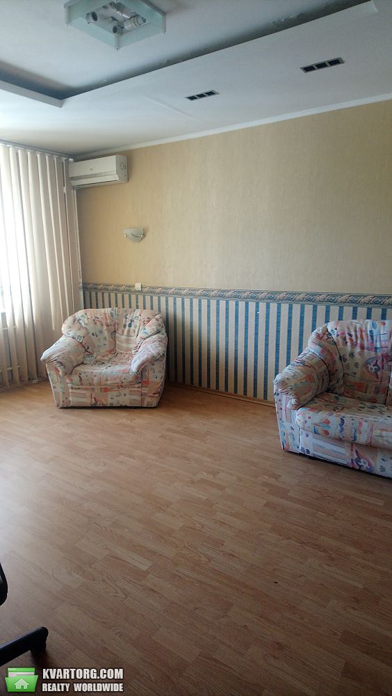 Rent out 2-room apartment. Киев,  Перова бул — photo 3