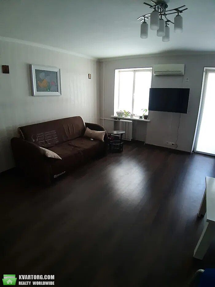 Rent out 2-room apartment. Киев,  Телиги — photo 2