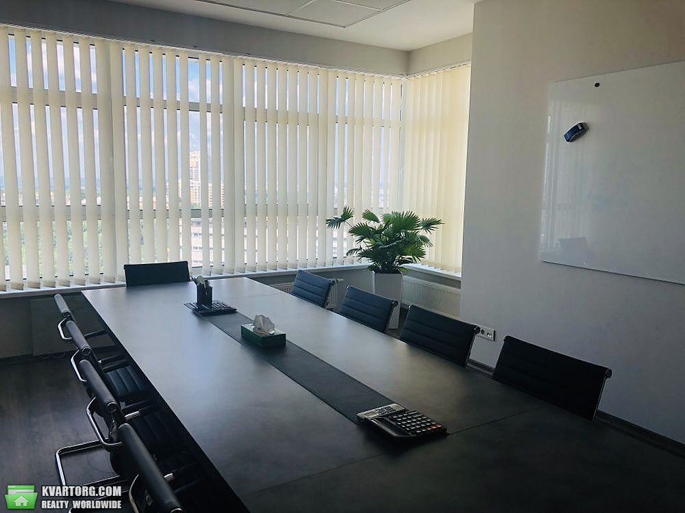 Rent out office. Киев, Кловский спуск — photo 1