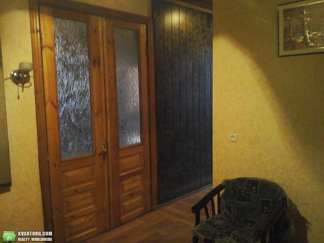 Sell 3-room apartment. Днепропетровск, Петровского площадь — photo 2