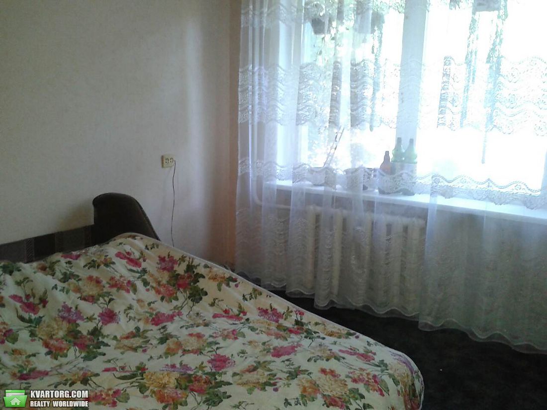 Rent out 3-room apartment. Киев,  Курбаса — photo 2