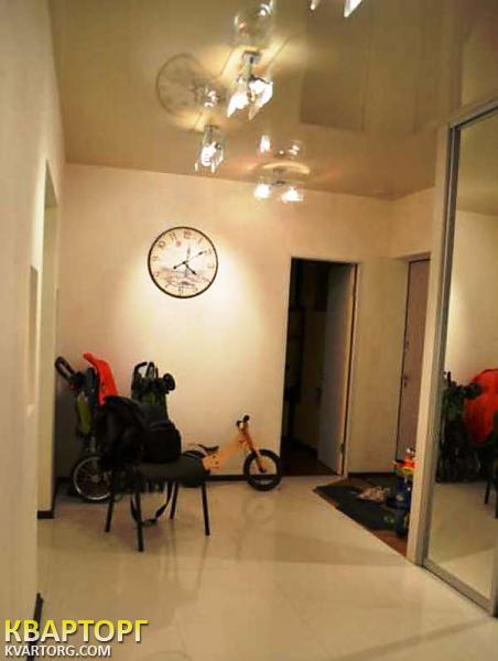 Sell 3-room apartment. Киев,  40-летия Октября просп — photo 4