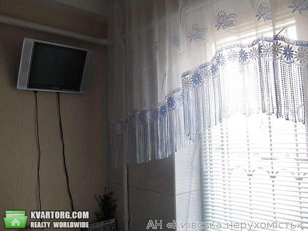 Sell 3-room apartment. Киев,  Метростроевская — photo 6