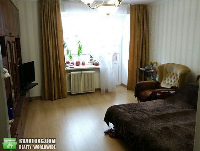 Sell 3-room apartment. Киев,  Лесной пр — photo 1