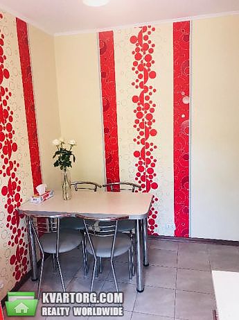 Rent out 2-room apartment. Киев,  Леси Украинки бул — photo 3
