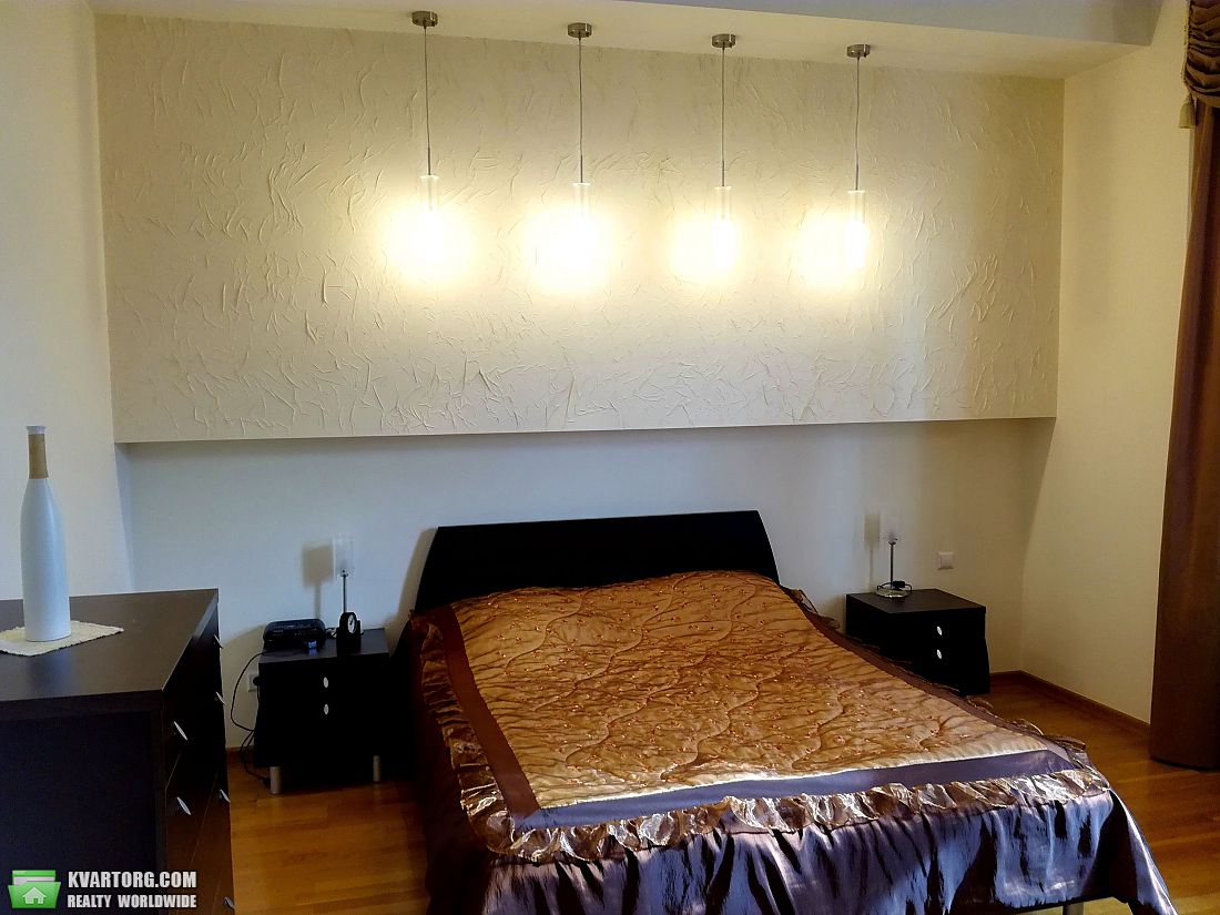 Rent out 3-room apartment. Киев,  Владимирская — photo 6