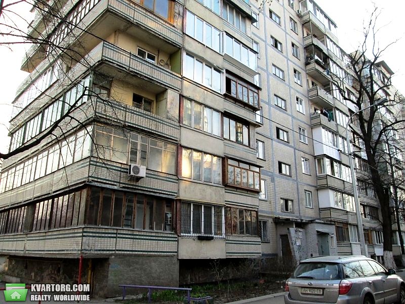 Sell 4-room apartment. Киев,  Чернобыльская — photo 1