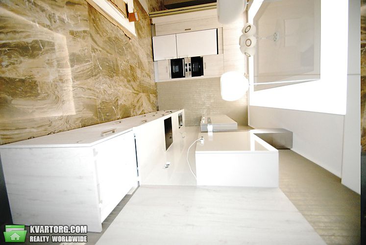Sell 2-room apartment. Киев,  Драгомирова — photo 4