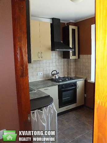 Rent out 2-room apartment. Киев,  Дегтяревская — photo 2