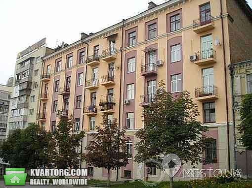 Sell 2-room apartment. Киев,  Щорса — photo 1