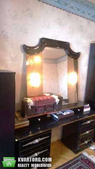 Sell 3-room apartment. Киев,  Дегтяревская — photo 3