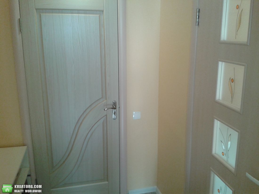 Rent out 1-room apartment. Киев,  Карбышева — photo 3