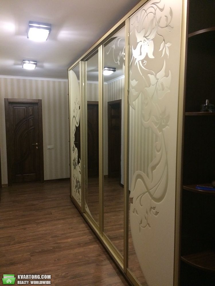 Rent out 2-room apartment. Киев,  Бориславская — photo 8