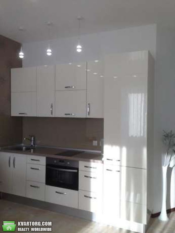 Rent out 2-room apartment. Киев,  Драгомирова — photo 5
