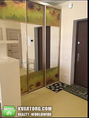 Rent out 2-room apartment. Киев,  Мельникова — photo 2