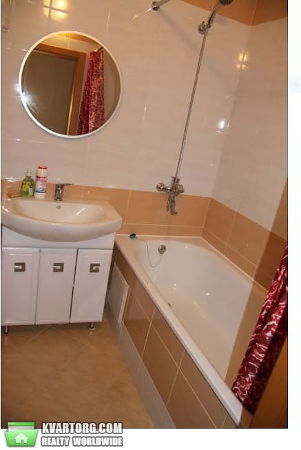 Rent out 2-room apartment. Киев,  Градинская — photo 3
