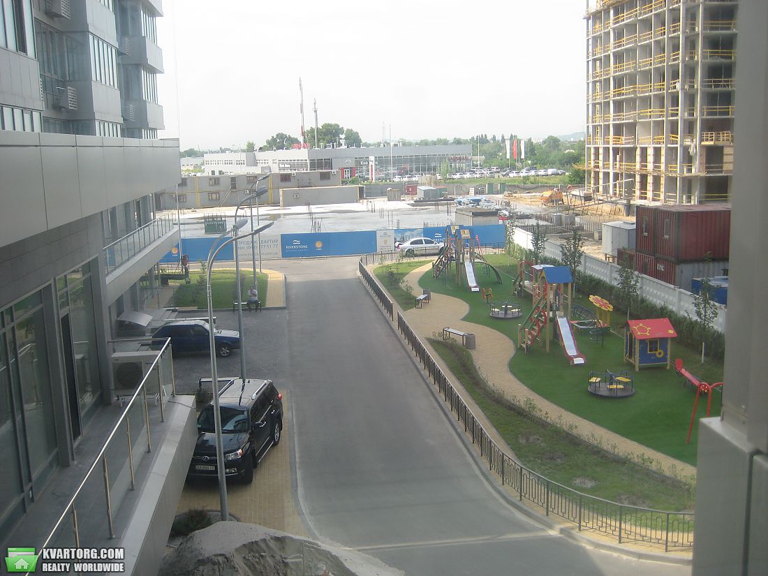 Rent out 2-room apartment. Киев,  Днепровская наб — photo 4