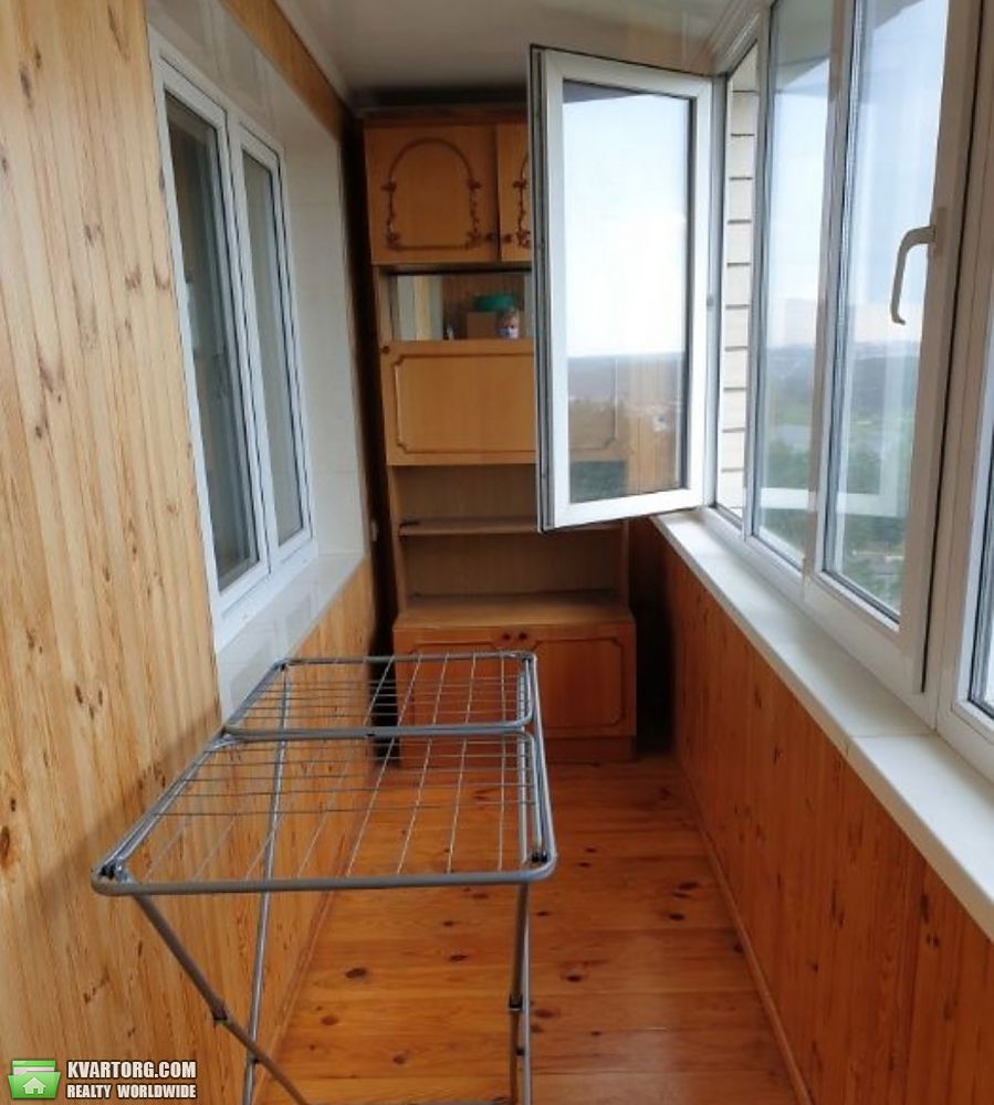 Rent out 3-room apartment. Киев,  Победы пр — photo 2