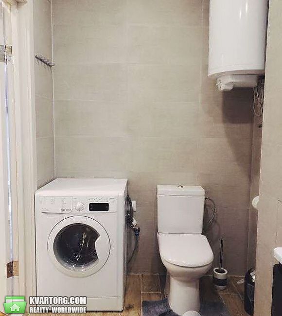 Rent out 2-room apartment. Киев,  Гордиенко пер — photo 9