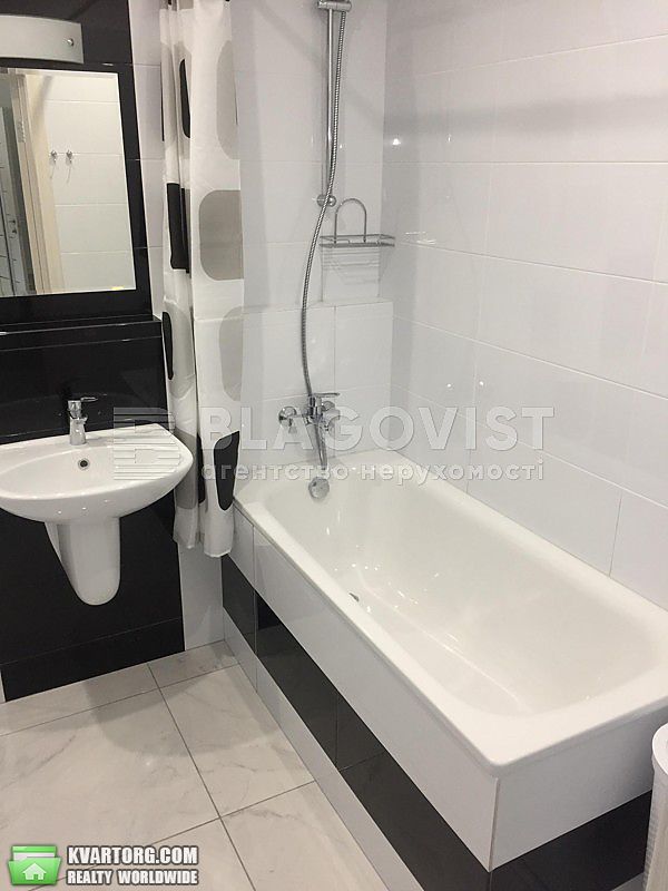 Rent out 1-room apartment. Киев,  Демиевская — photo 8