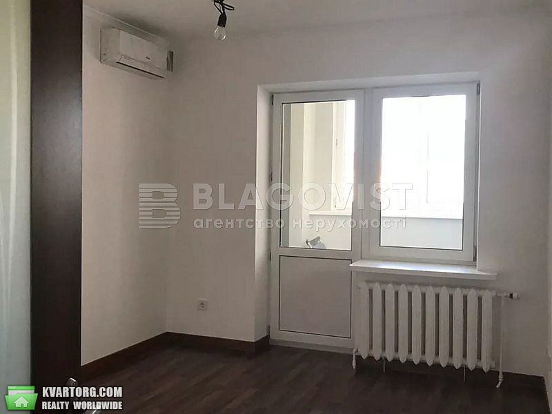 Sell 3-room apartment. Киев,  Срибнокильская — photo 5