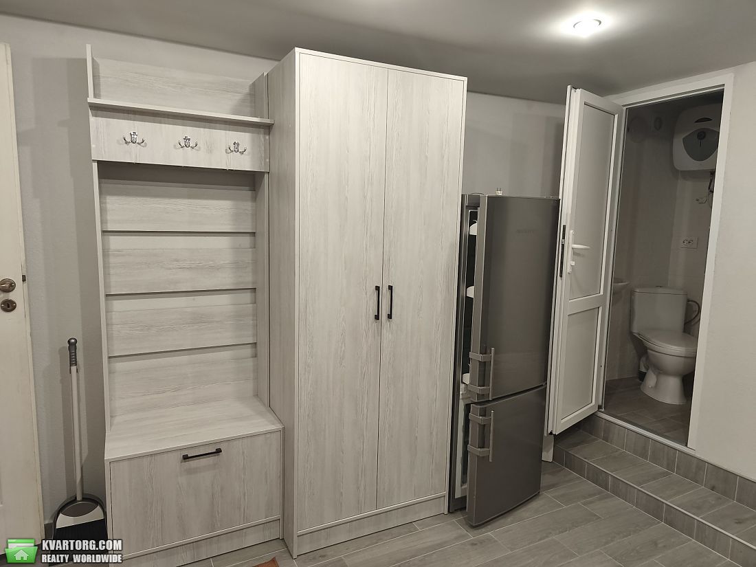 Rent out 1-room apartment. Львов, Білоцерківська — photo 4