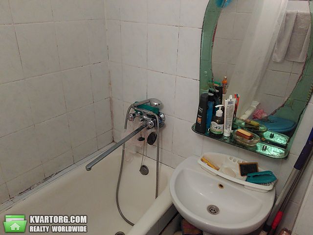 Rent out 2-room apartment. Киев,  Верховного Совета бул — photo 3